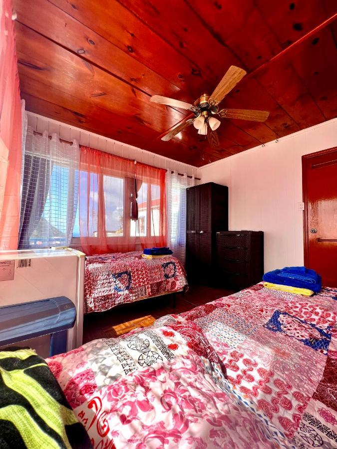 Lollipops Inn The Bottom  Екстер'єр фото